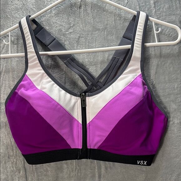 Victoria’s Secret VSX Sport Purple Zip Front Full Support Sports Bra Size 34C - Picture 1 of 9